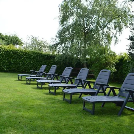 Au Jardin Du Trieu Сasa de vacaciones *