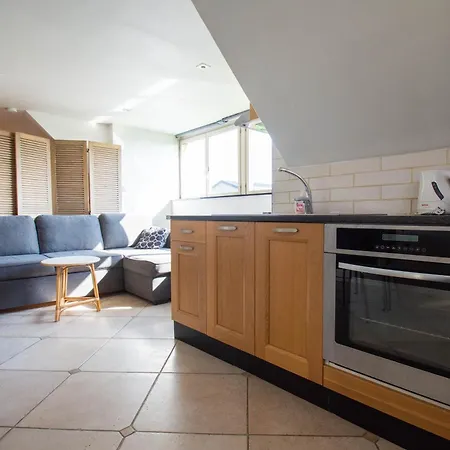 Au Jardin Du Trieu Holiday home Pecq