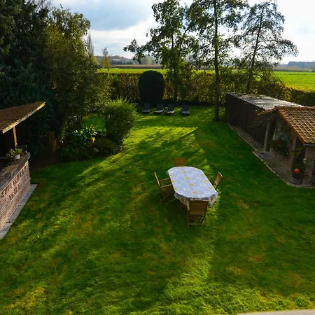 Holiday home Au Jardin Du Trieu Pecq