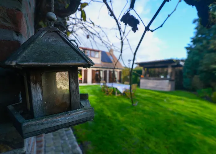 Au Jardin Du Trieu Holiday home *