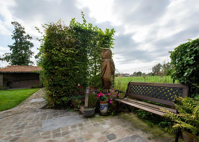 Au Jardin Du Trieu Pecq